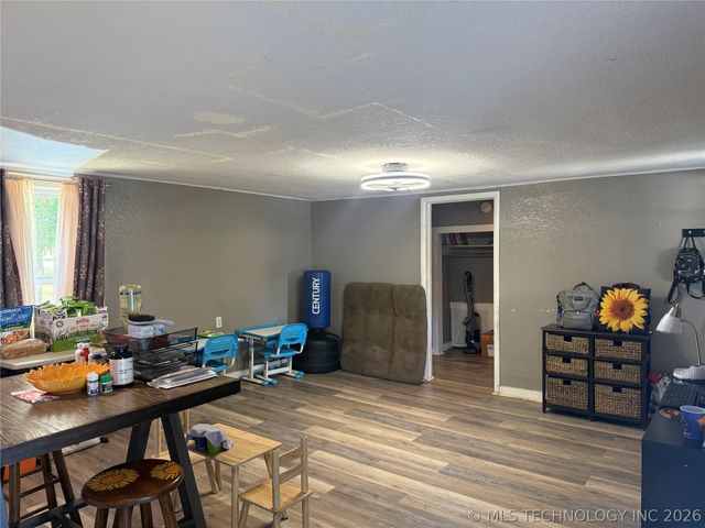 220 E Audd Avenue, Checotah, OK 74426