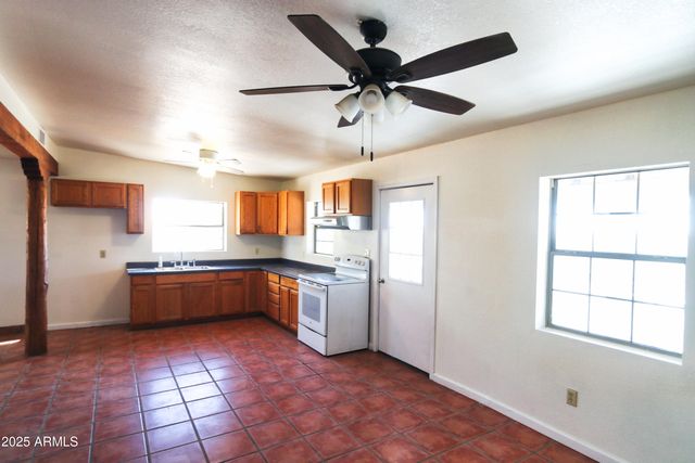 704 W CALLE CONNECTICUT --, Cochise, AZ 85606