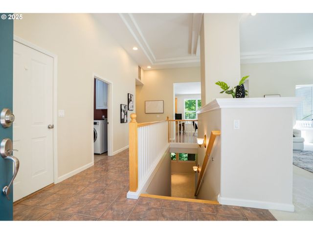 9614 Nw DURRETT St, Portland, OR 97229