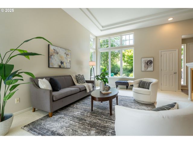 9614 Nw DURRETT St, Portland, OR 97229