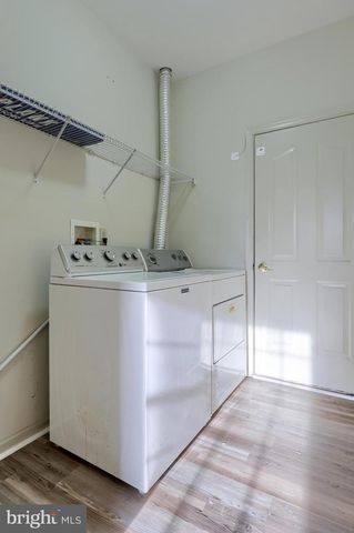 130 LEONARD LN, Harrisburg, PA 17111