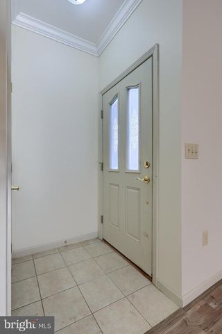 130 LEONARD LN, Harrisburg, PA 17111