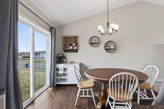 25495 10th Street W, Zimmerman, MN 55398