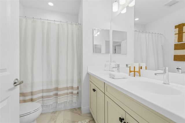 12959 SEASONG TERRACE, Bradenton, FL 34211