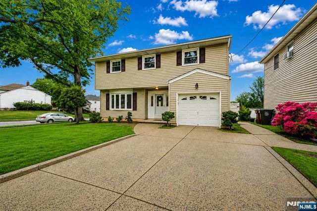 32 Crestwood Avenue, Nutley, NJ 07110