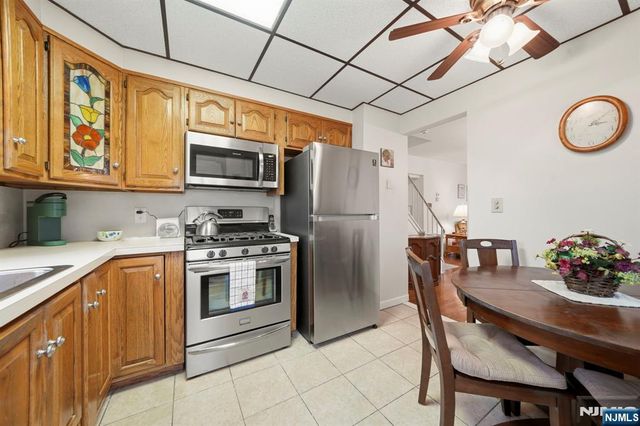 32 Crestwood Avenue, Nutley, NJ 07110