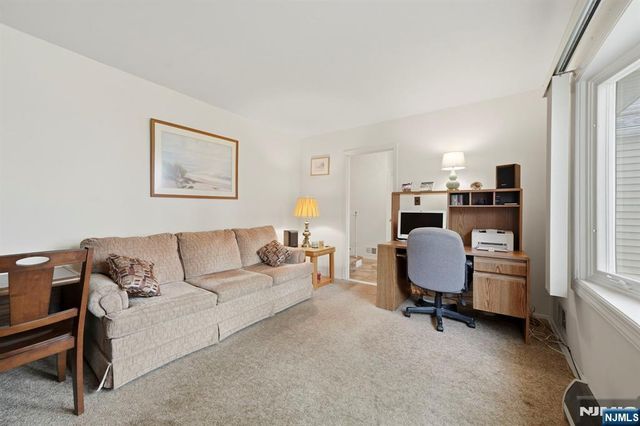 32 Crestwood Avenue, Nutley, NJ 07110