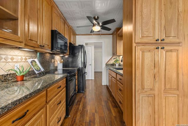 1636 MARIGOLD DR, New Braunfels, TX 78130