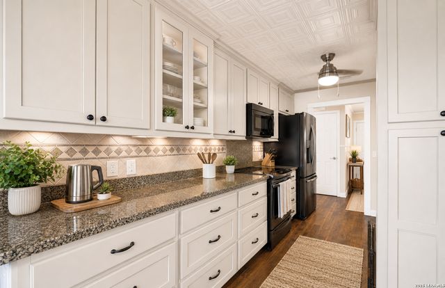 1636 MARIGOLD DR, New Braunfels, TX 78130