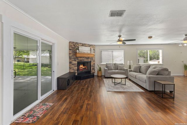1636 MARIGOLD DR, New Braunfels, TX 78130