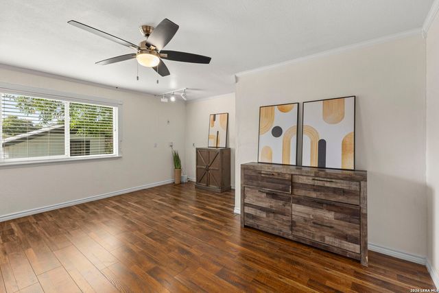 1636 MARIGOLD DR, New Braunfels, TX 78130