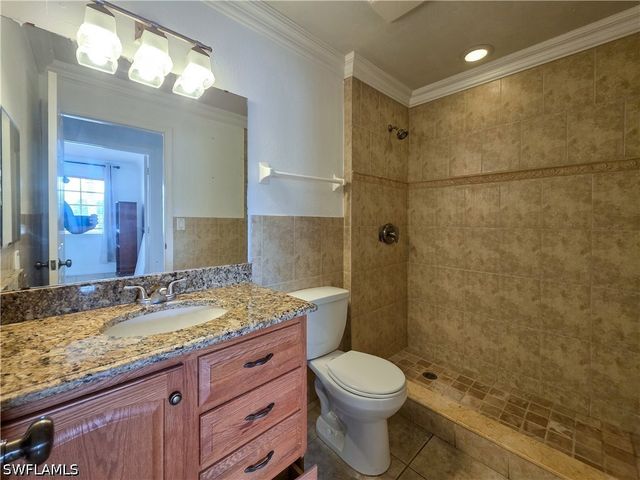 3407 Winkler AVE 304, Fort Myers, FL 33916