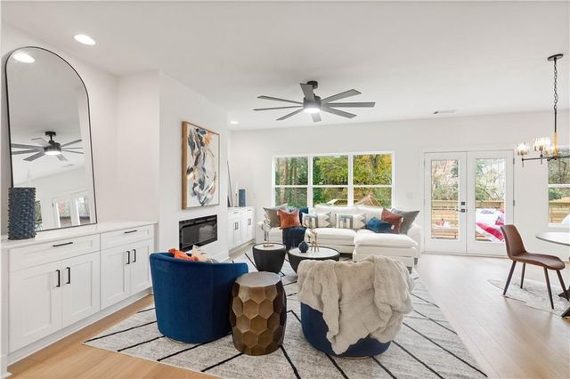 2167 Main NW Street, Atlanta, GA 30318