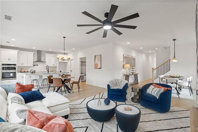 2167 Main NW Street, Atlanta, GA 30318