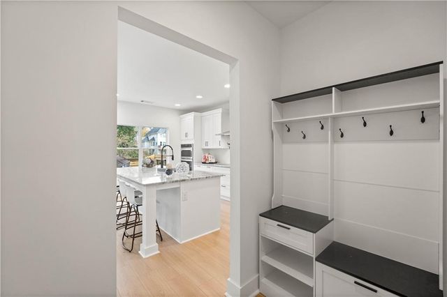 2167 Main NW Street, Atlanta, GA 30318