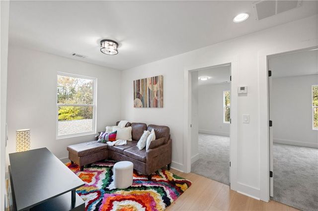 2167 Main NW Street, Atlanta, GA 30318