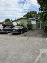 210 E 10th Street, Hialeah, FL 33010