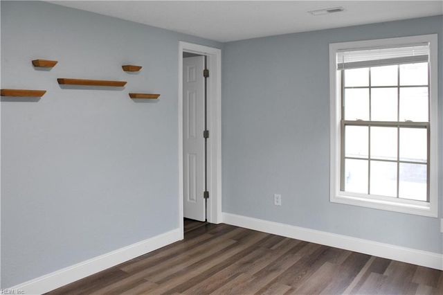 126 Ridge RD, Poquoson, VA 23662