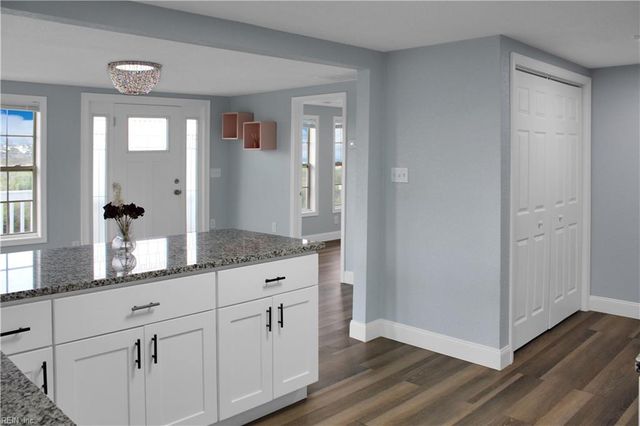 126 Ridge RD, Poquoson, VA 23662