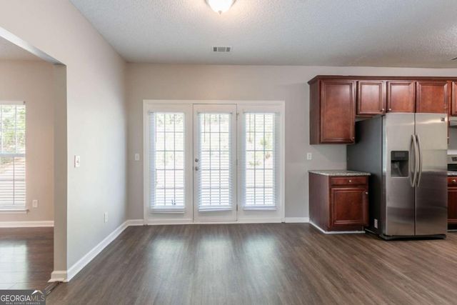 6757 Delaware Bend, Fairburn, GA 30213