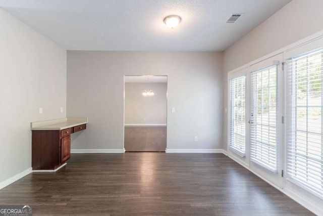 6757 Delaware Bend, Fairburn, GA 30213