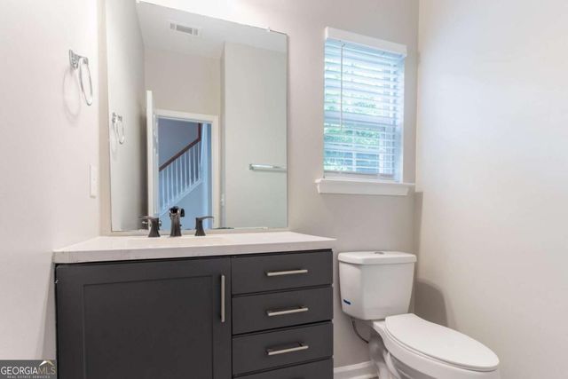 6757 Delaware Bend, Fairburn, GA 30213