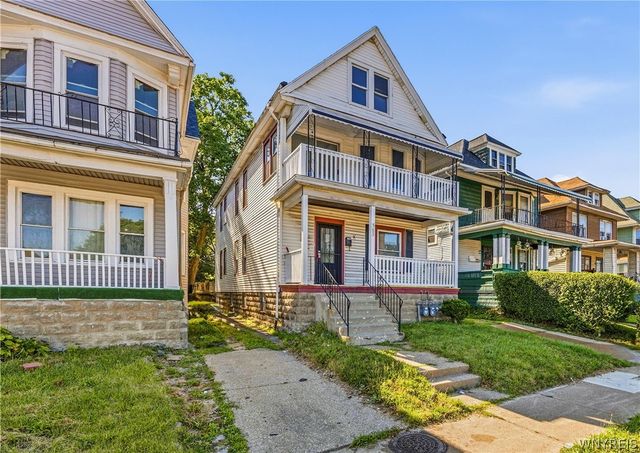 563 Humboldt Parkway Lower, Buffalo, NY 14208