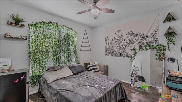 1944 Eastern Finch, New Braunfels, TX 78130