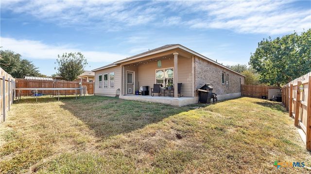 1944 Eastern Finch, New Braunfels, TX 78130