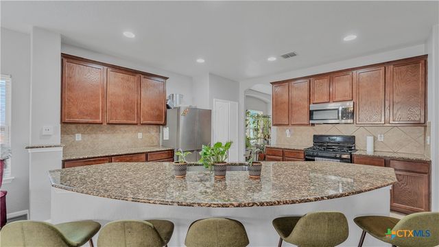 1944 Eastern Finch, New Braunfels, TX 78130