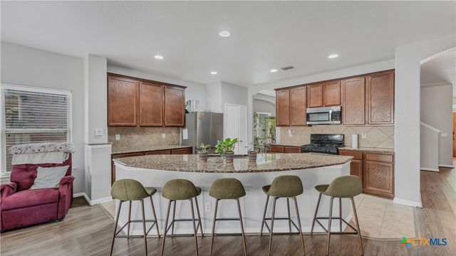 1944 Eastern Finch, New Braunfels, TX 78130