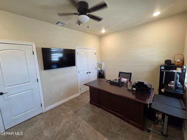 6300 CAMINO PINON Place, El Paso, TX 79932