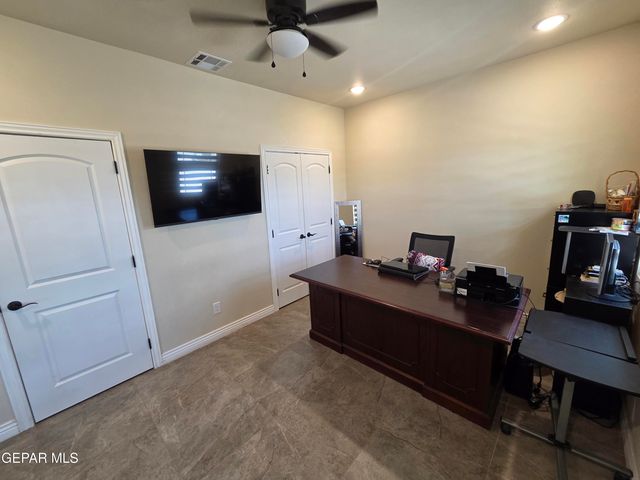 6300 CAMINO PINON Place, El Paso, TX 79932
