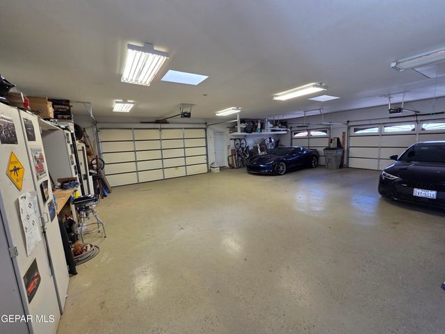 6300 CAMINO PINON Place, El Paso, TX 79932