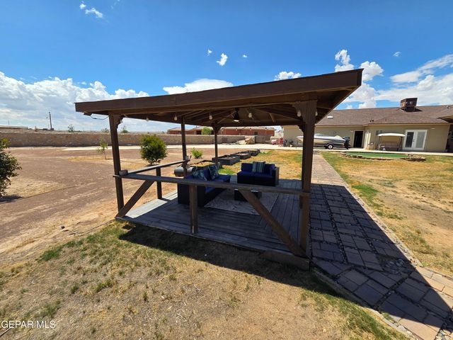 6300 CAMINO PINON Place, El Paso, TX 79932