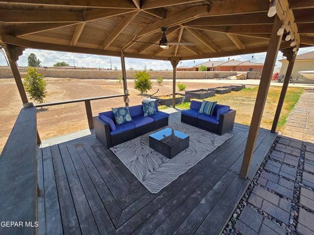 6300 CAMINO PINON Place, El Paso, TX 79932