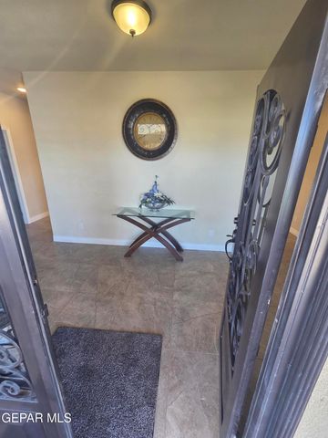 6300 CAMINO PINON Place, El Paso, TX 79932