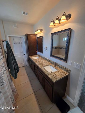6300 CAMINO PINON Place, El Paso, TX 79932
