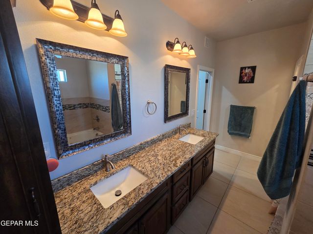 6300 CAMINO PINON Place, El Paso, TX 79932