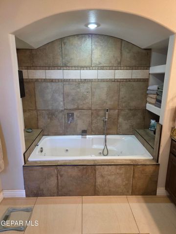 6300 CAMINO PINON Place, El Paso, TX 79932
