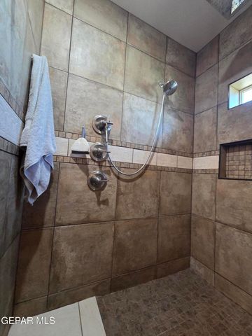 6300 CAMINO PINON Place, El Paso, TX 79932
