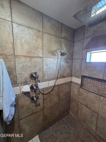 6300 CAMINO PINON Place, El Paso, TX 79932