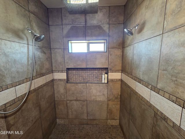 6300 CAMINO PINON Place, El Paso, TX 79932