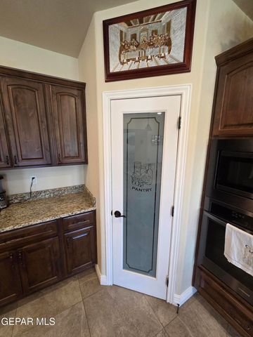 6300 CAMINO PINON Place, El Paso, TX 79932