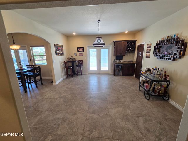 6300 CAMINO PINON Place, El Paso, TX 79932