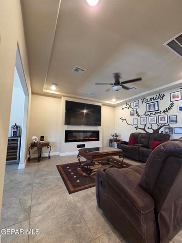6300 CAMINO PINON Place, El Paso, TX 79932