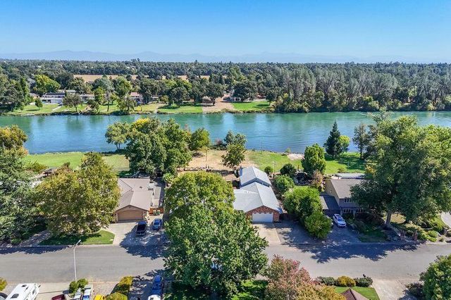 3425 Riverview Drive, Redding, CA 96001