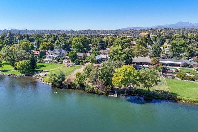 3425 Riverview Drive, Redding, CA 96001