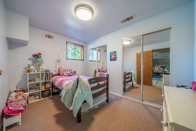 3425 Riverview Drive, Redding, CA 96001