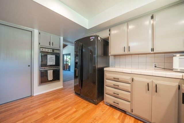 3425 Riverview Drive, Redding, CA 96001